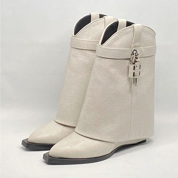 Givenchy Shark Lock Cowboy Ankle Boots In Aged Leather size 39 - Picture 1 of 15